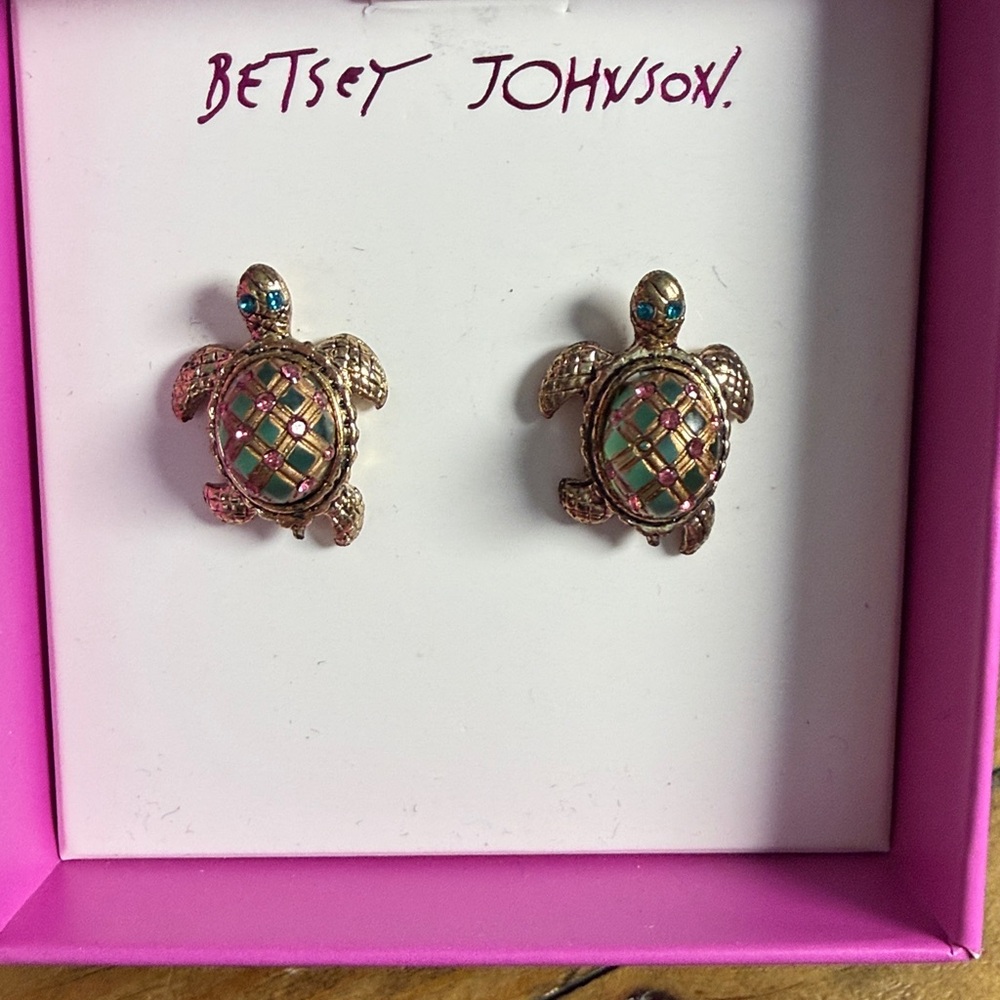 Betsy Johnson Turtle Earrings